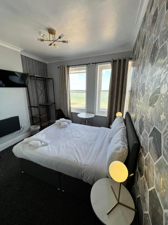 Marine Parade Hotel gallery image 4